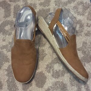 NWOT David Tate Leather Espadrilles - Nelly Size 9.5 Tan Summer Wedge